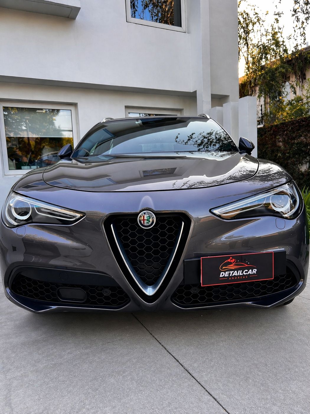 Alfa Romeo Stelvio con detailing completo por DetailCar Andreas
