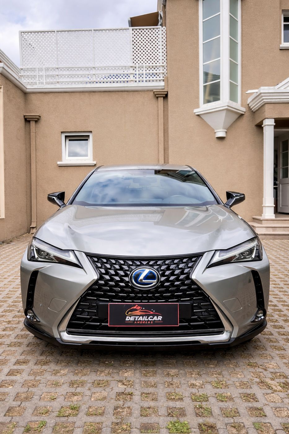 Lexus UX con detailing premium a domicilio